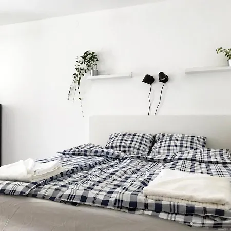 Nest * بالاتونسزارسكو
